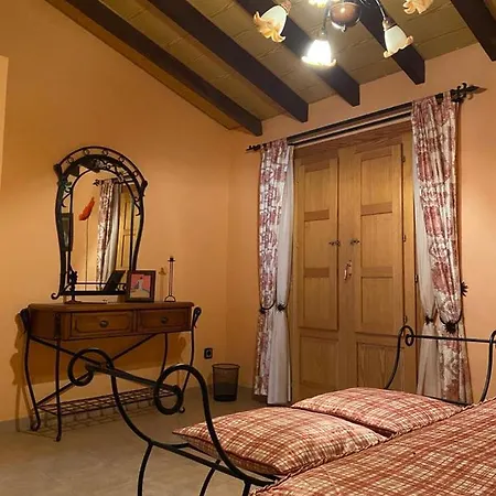 Ca Elvireta ベニッサ