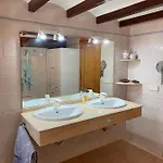 Ca Elvireta بيت للعطل